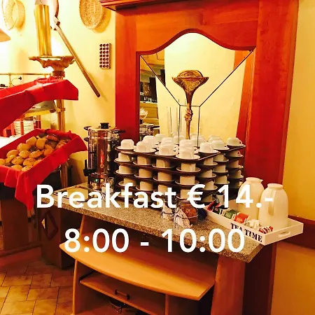 Du Chateau Szálloda 3*