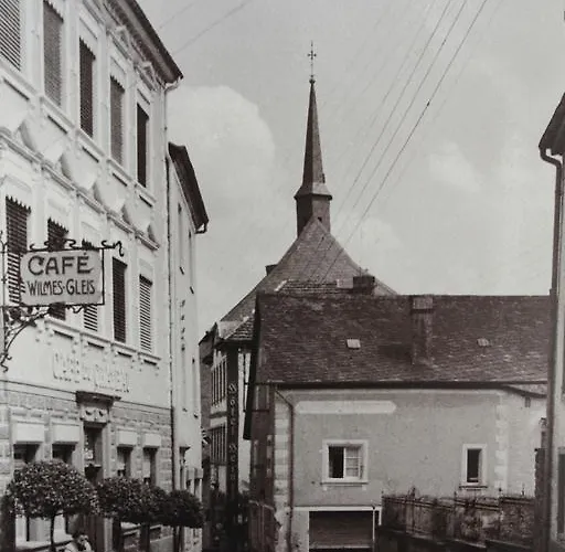 Du Chateau Szálloda