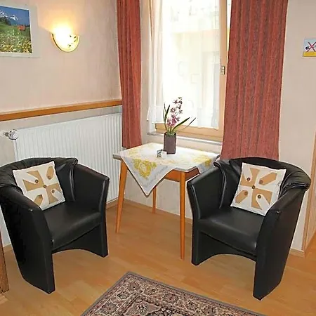 Du Chateau - Breakfast Not Included 3*
