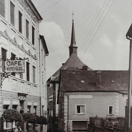 Du Chateau Szálloda