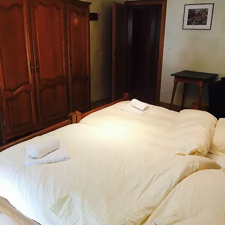 Bed & Breakfast Du Chateau - Breakfast Not Included