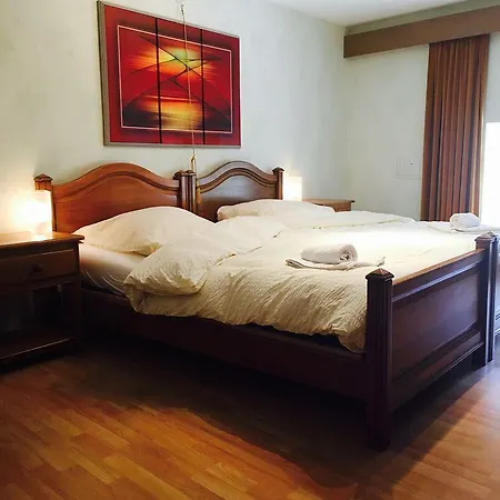 Ξενοδοχείο Bed & Breakfast Du Chateau - Breakfast Not Included