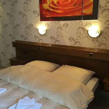 Ξενοδοχείο Bed & Breakfast Du Chateau - Breakfast Not Included Vianden