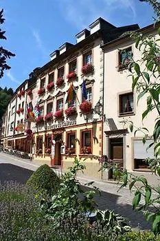 Bed & Breakfast Du Chateau - Breakfast Not Included Vianden