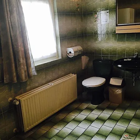 Bed & Breakfast Du Chateau - Breakfast Not Included Vianden