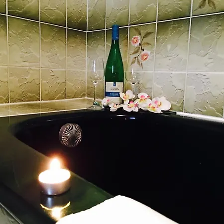 Ξενοδοχείο Bed & Breakfast Du Chateau - Breakfast Not Included
